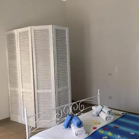 Seventy-five بيت للعطل Castri di Lecce
